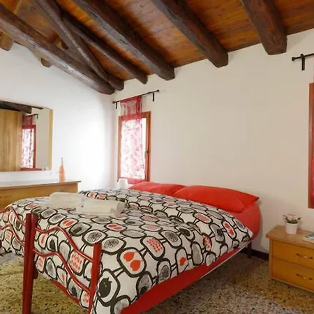 2578 Casa * البندقية